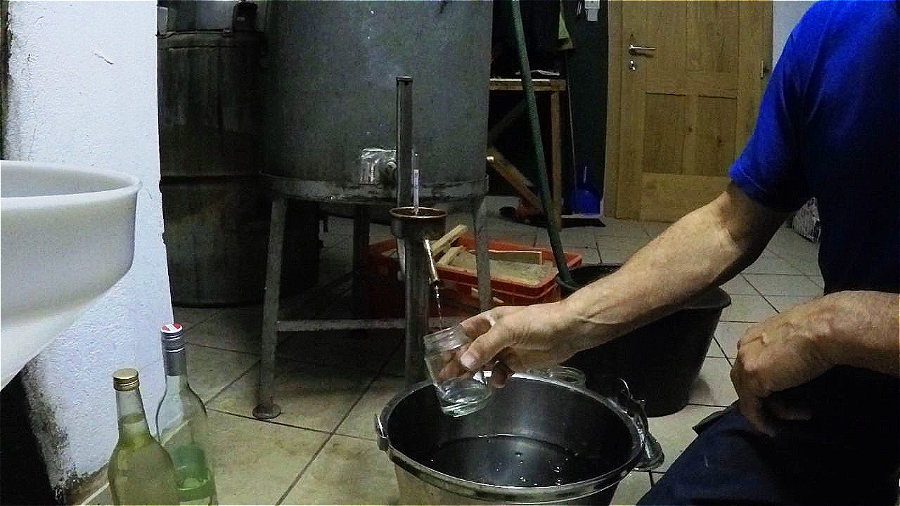 Der Brand bedarf ständiger Beobachtung und Kontrolle !
