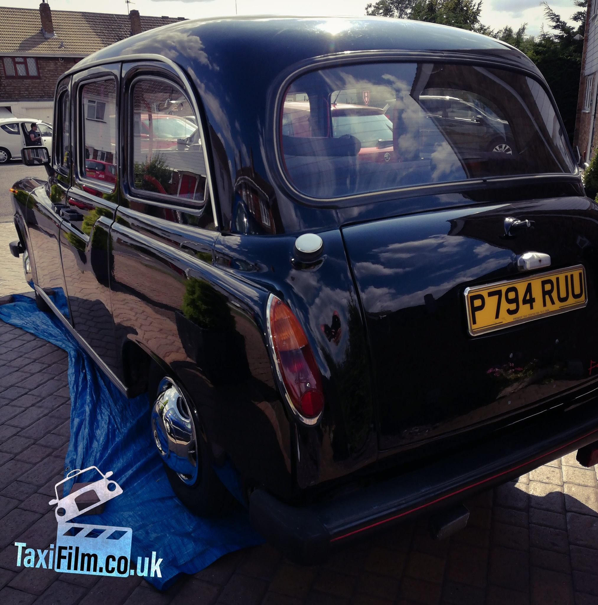 Black Fairway Driver Taxi
1996, Kent
ref F0105