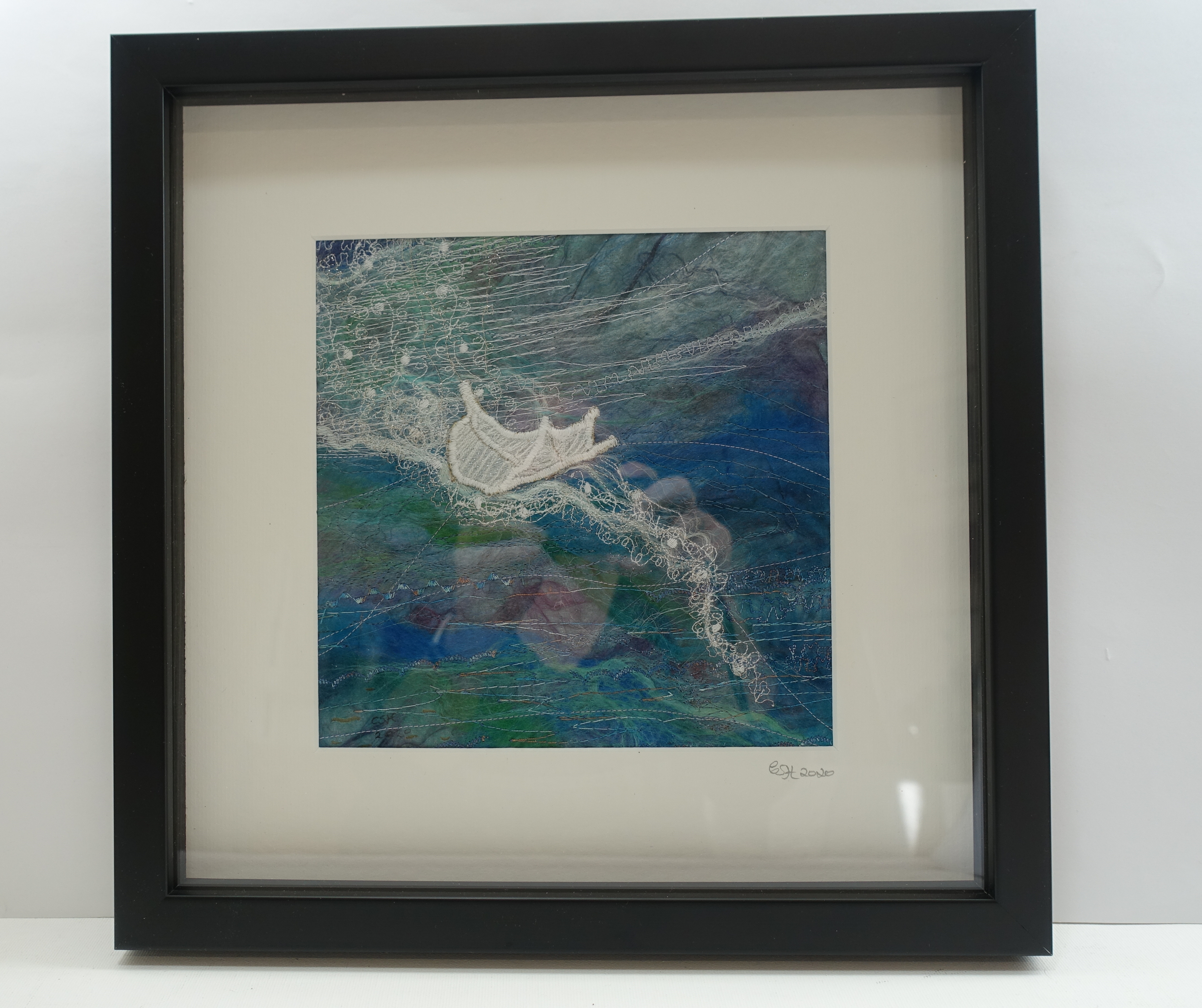 Title Floating Feather
Size 33cm square
Black Frame