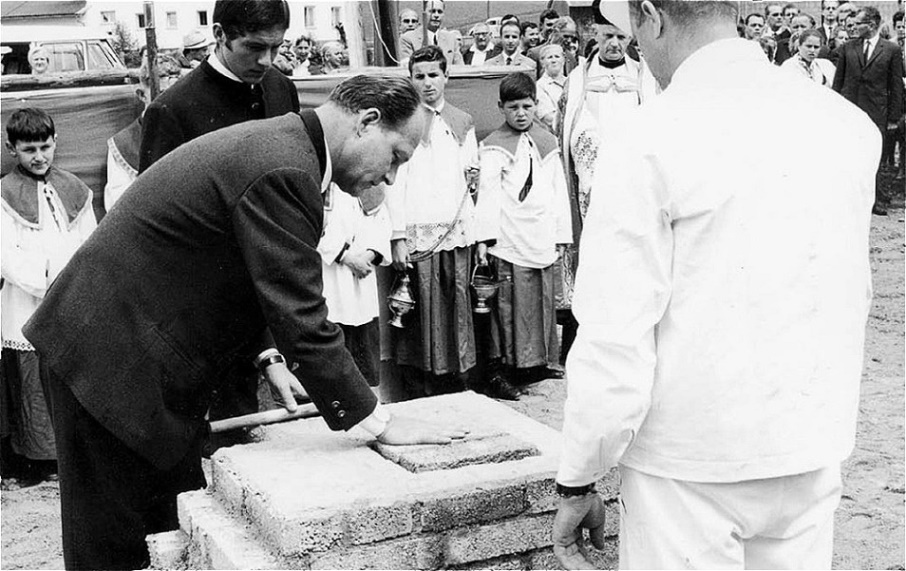 Die Zeitkapsel wird verschlossen