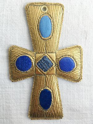 Croix contemporaine