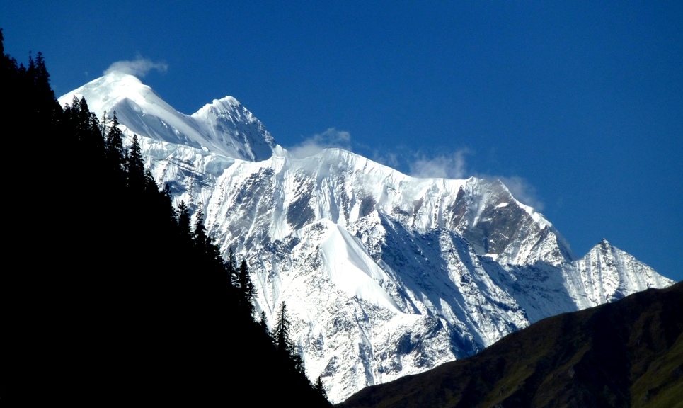 Bergspitzen des Saipal Himal