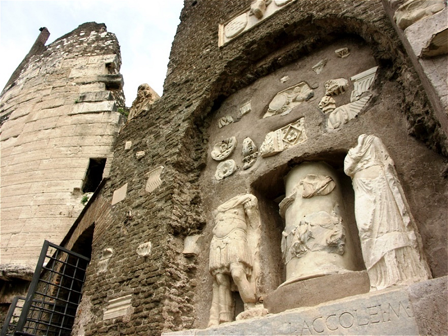 Mausoleum einer reichen Römerin