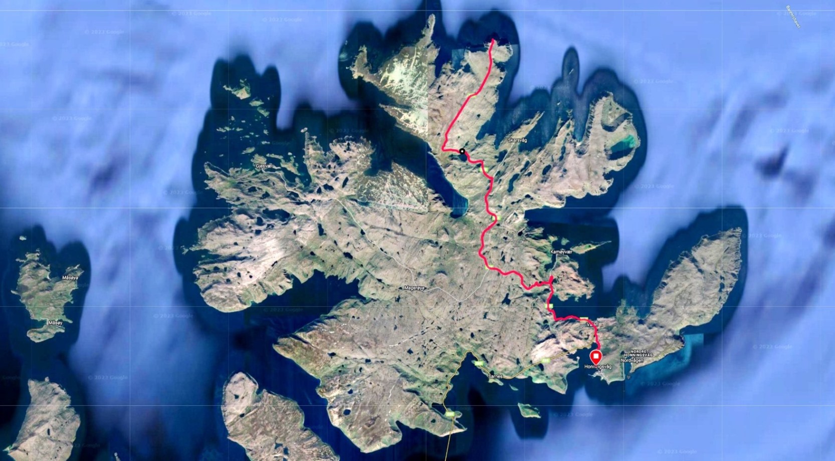 Von Honningsvåg geht es per Bus zum Nordkap