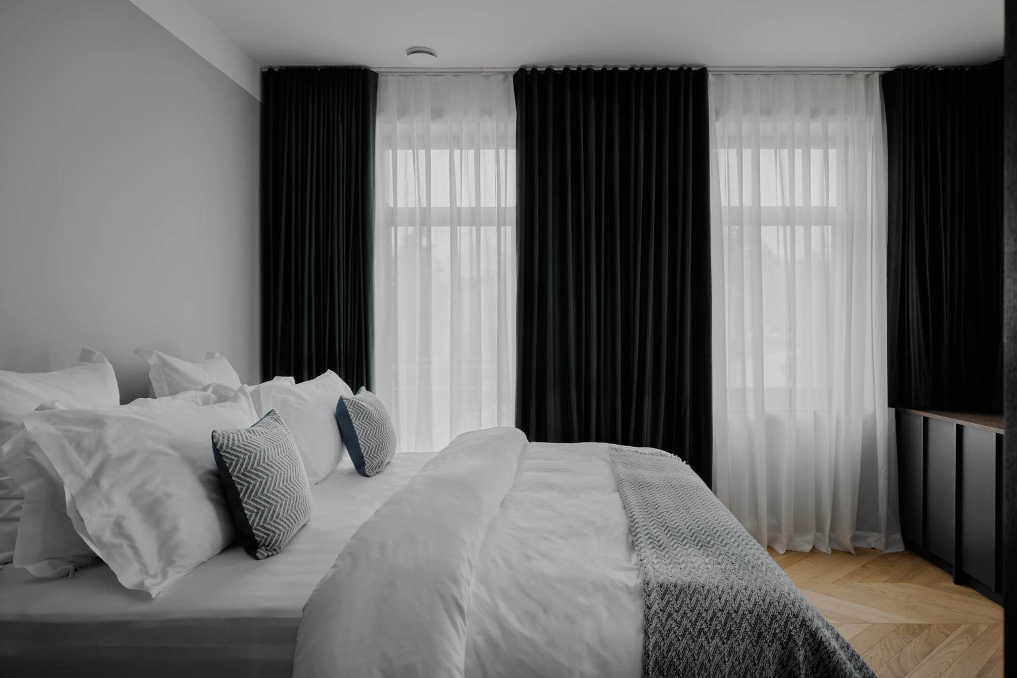 https://0501.nccdn.net/4_2/000/000/078/264/vila-olivotti-bled-apartment-11-21-pax-8.jpg