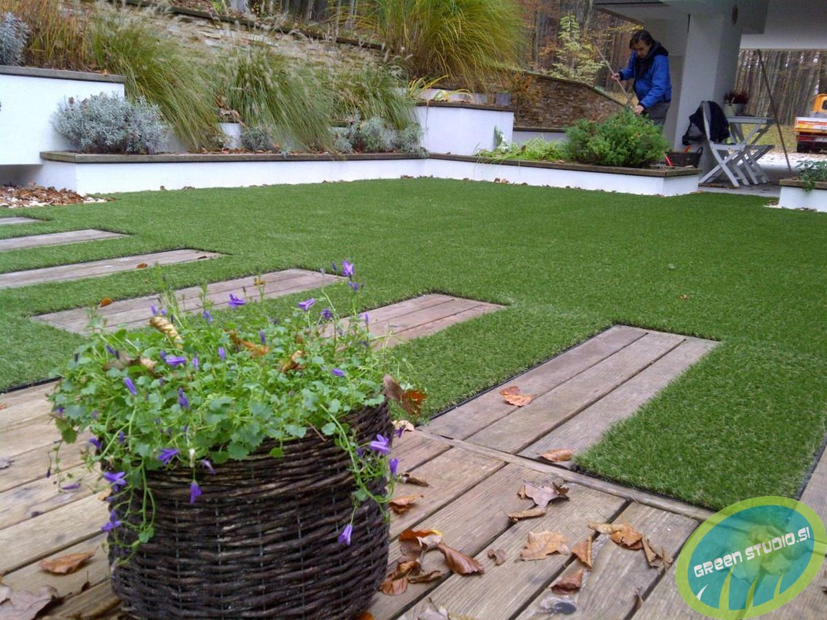 Vrt umetna trava