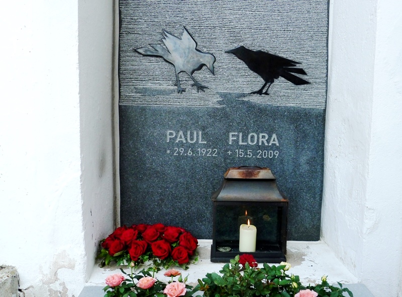 Paul Flora berühmter Sohn Glurns
(* 1922, † 2009) war ein österreichischer Zeichner, Karikaturist, Grafiker und Illustrator