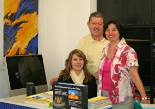 Ursula und Heinz Engelbrech mit Tochter Mag. Tina Engelbrech Ursula und Heinz Engelbrech mit Tochter Mag. Tina Engelbrech