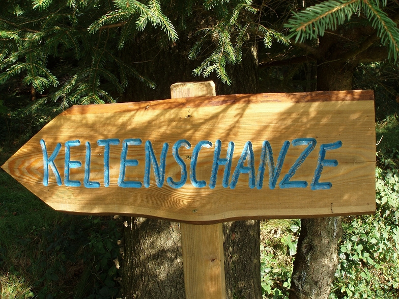 Wanderweg zur "angeblichen" Keltenschanze