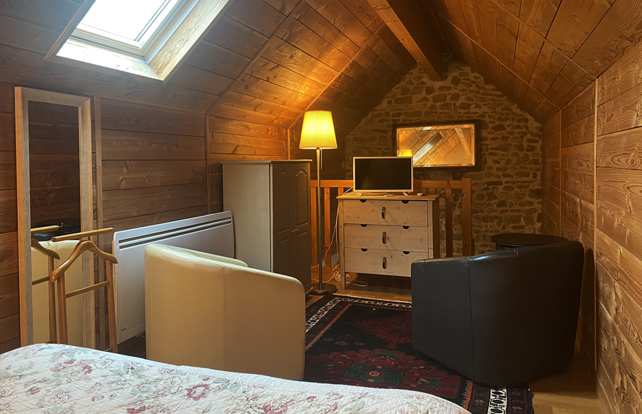 https://0501.nccdn.net/4_2/000/000/07d/95b/nid-chambre2-diapo.jpg
