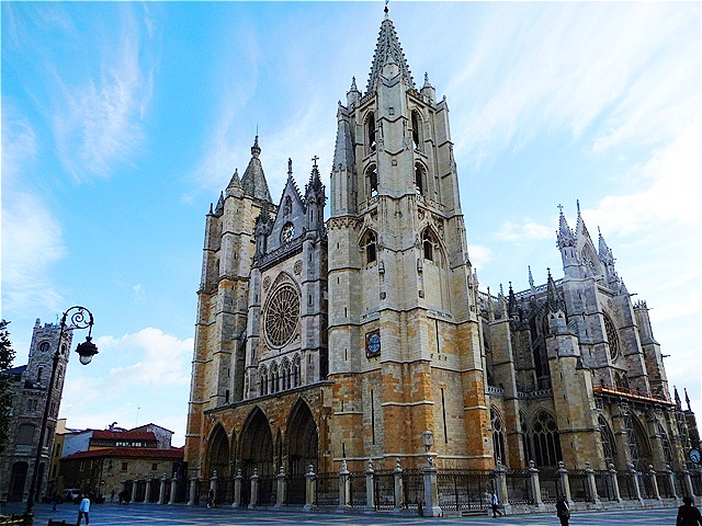 Die gotische Kathedrale Santa María de Regla - 1254 begonnen und erst im 16. Jh. fertiggestellt