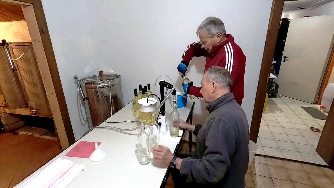 Abfüllen und verschließen