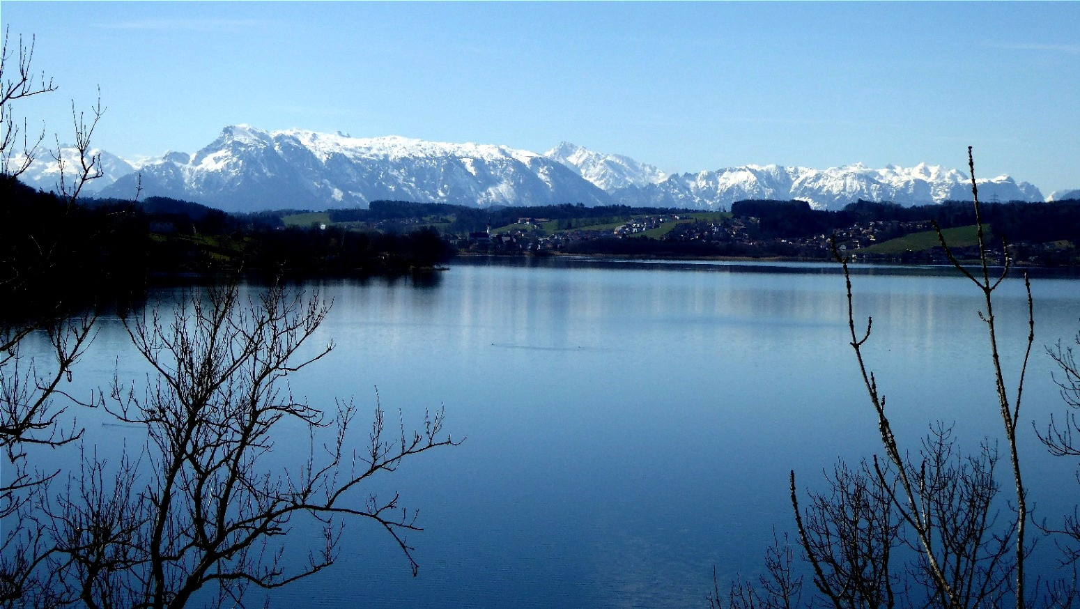 Wartstein - Blick über den Obertrumer See in Richtung Obertrum