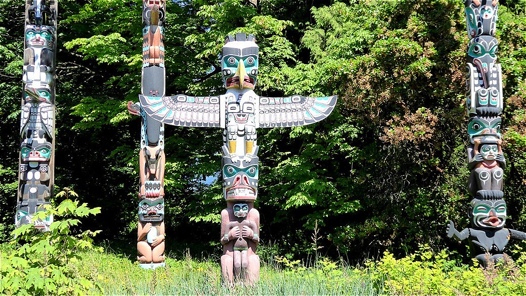 Totempfahl - Ensemble