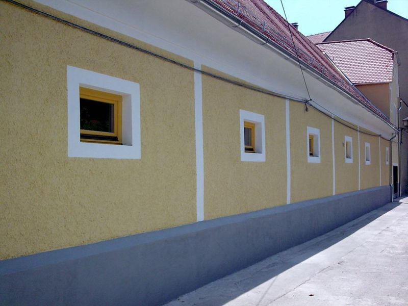 adaptacije stavb in spomeniško zaščitenih objektov