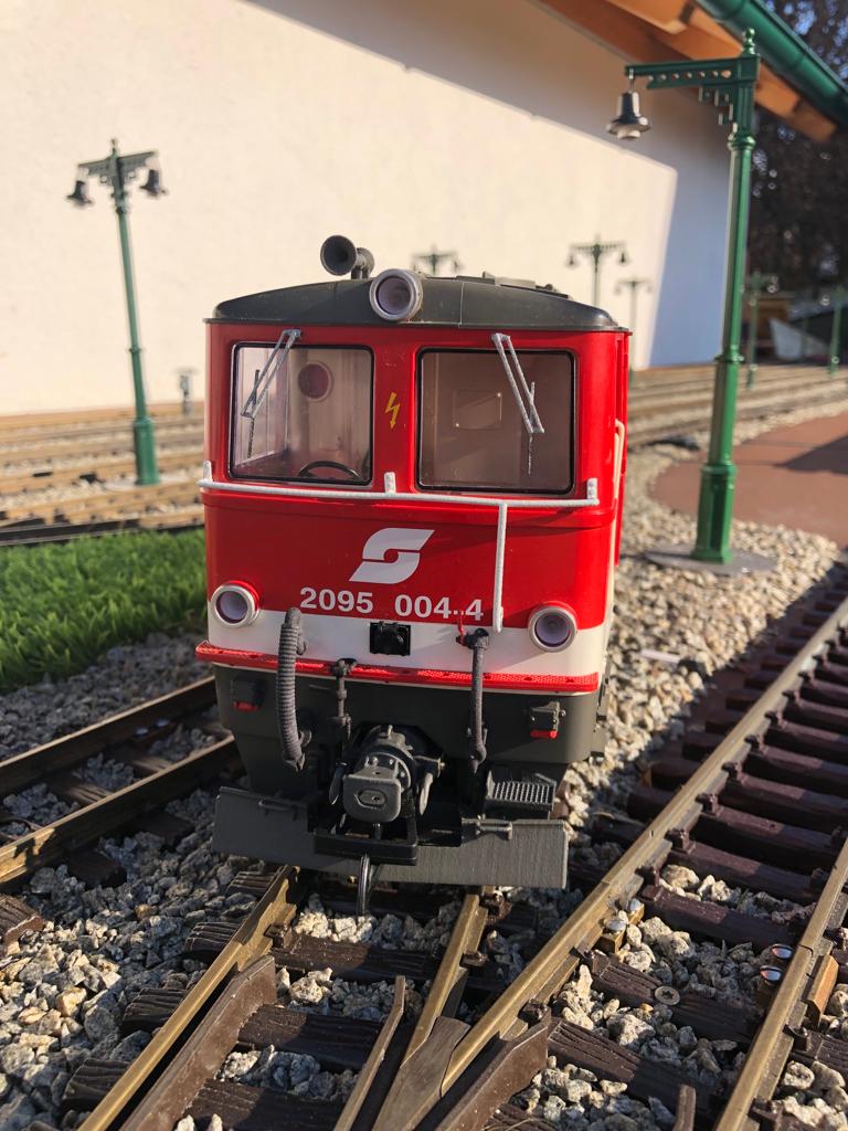 Umbau der 2095 004-4 mit allen Anbauteilen der GartenBahnSchmiede