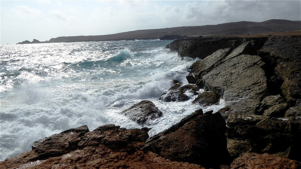 Die eingestürzte "Natural Bridge"- Spannweite 30 Meter - Gesamtlänge 100 Meter. Sie war es die größte natürliche Bogenbrücke dieser Art in der Karibik. Die höchste Stelle betrug rund 25 Meter über dem Meeresspiegel.