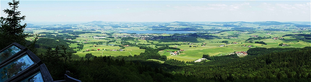 
Steinwandl - Panorama
Rechts unten "Gut Aiderbichl"
