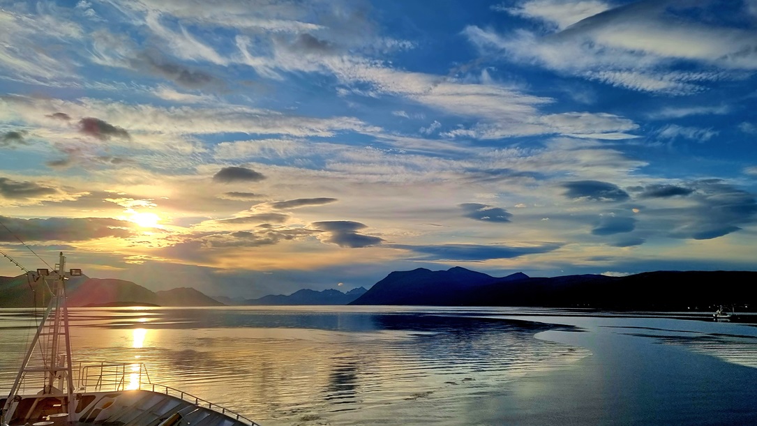 Mitternachtssonne am 4. August 3 Uhr 59 morgens