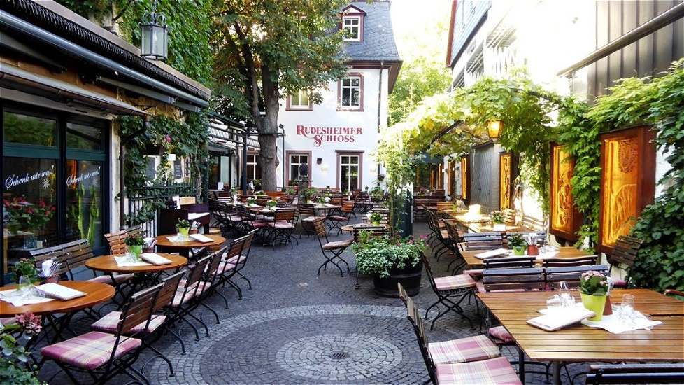 Gastgarten des Rüdesheimer Schlosses
