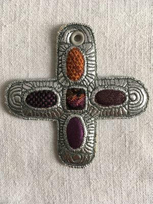 Modern decorative cross