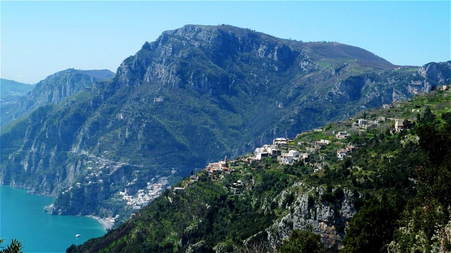 Nocelle - auf eine Felsschulter über Positano