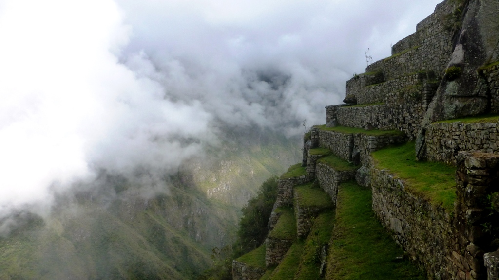 Steile Terrassen wachsen förmlich in den Himmel
