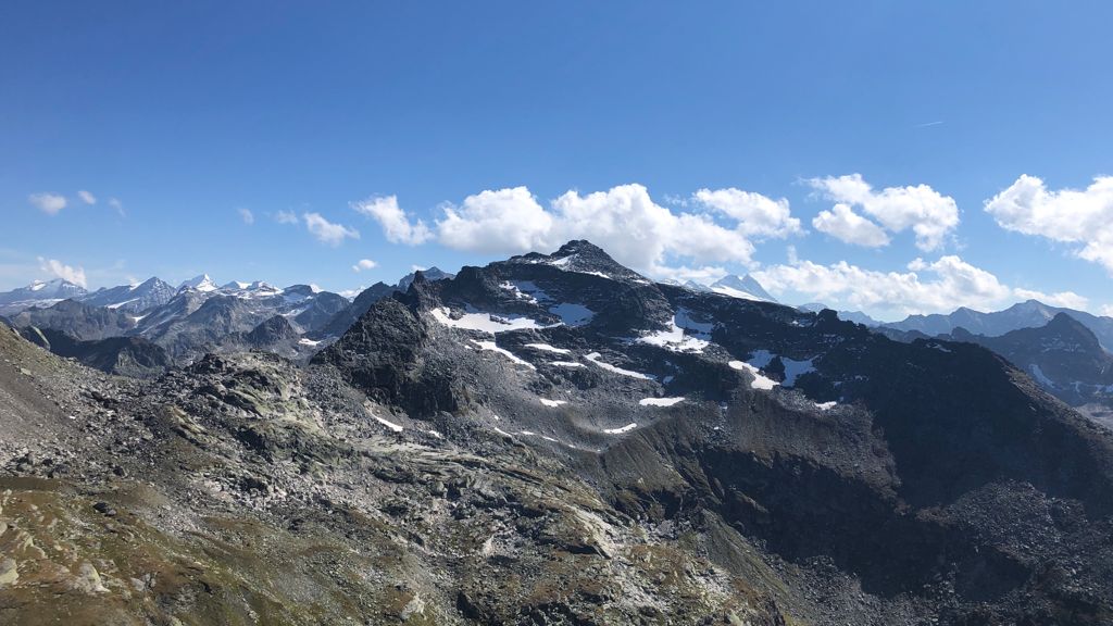 Links - Glockner und Wiesbachhorn