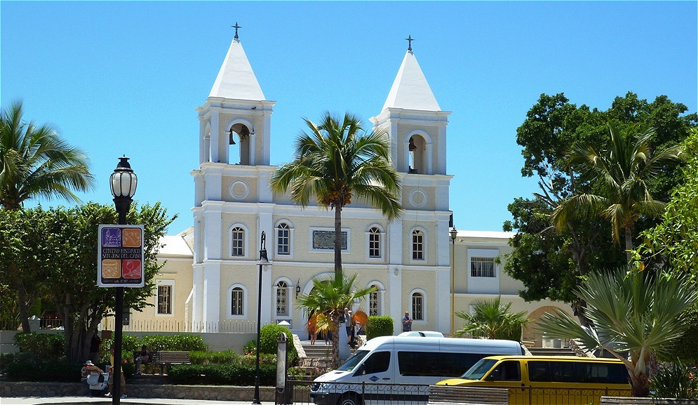 Die historische katholische Kirche von San José del Cabo auf der Plaza de Catedral