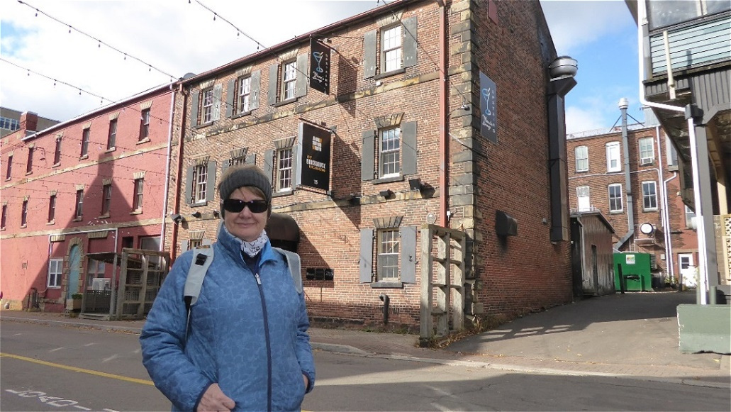 Wir spazieren durch die Stadt