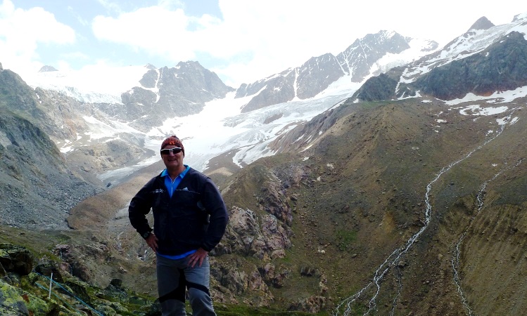 Vor dem Talschluss - Gletscherarena Weißkugelhütte