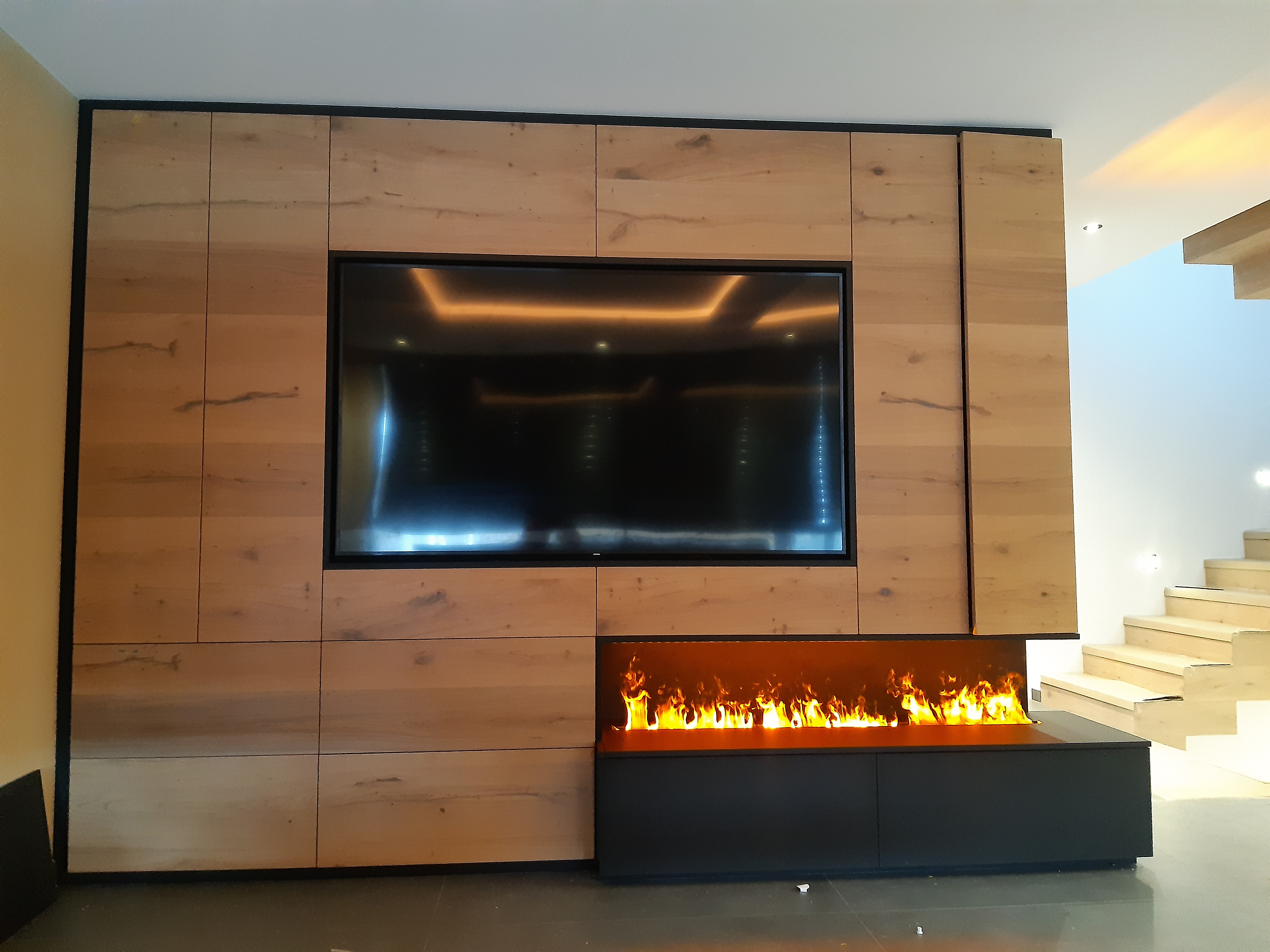 Luxus Wohnhäuser in Mieders Steuerung über KNX