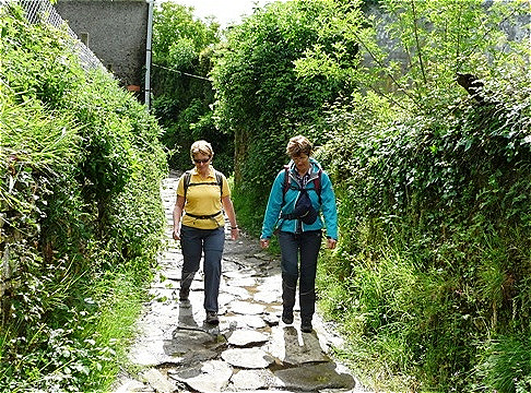Irene mit Pilgerbegleiterin Johanna Kaltenböck