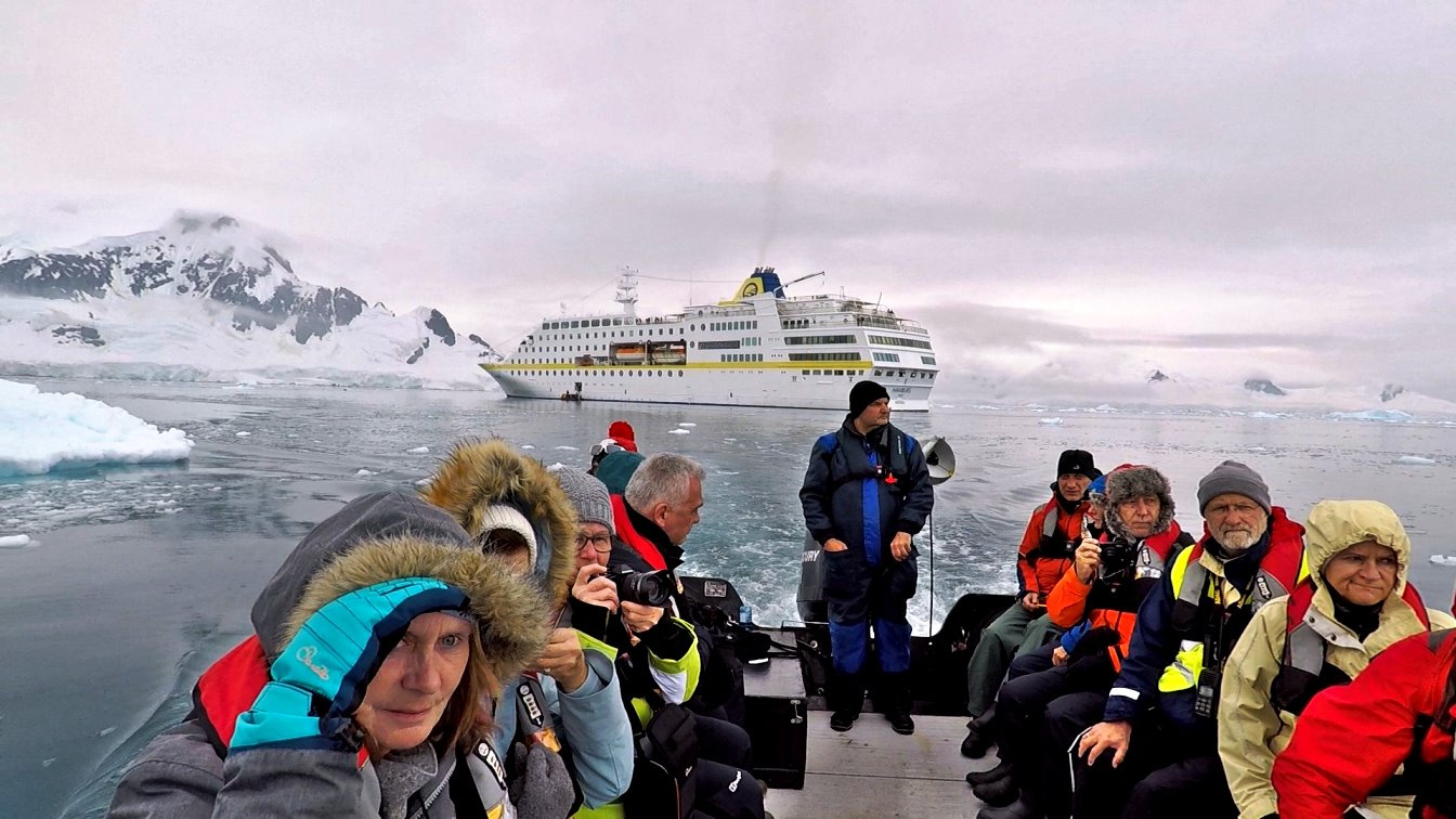 Auf dem Weg zum Festland des 7. Kontinents