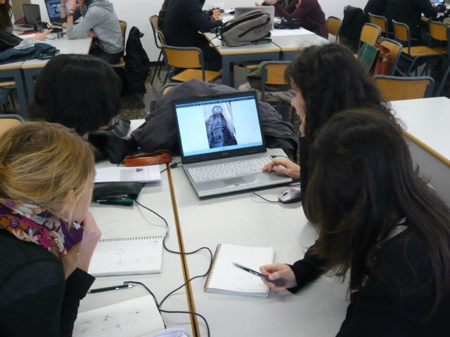 https://0501.nccdn.net/4_2/000/000/08b/29b/12404_1358617633_460_12404-640x480.jpg