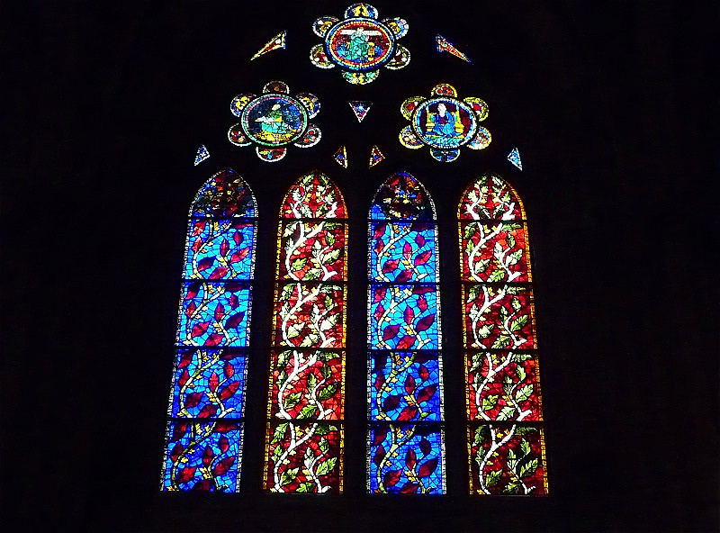 Glasfenster aus dem 16. Jh. - die 125 Fenster sind teils 12 Meter hoch und bedecken eine Fläche von 1800 m²