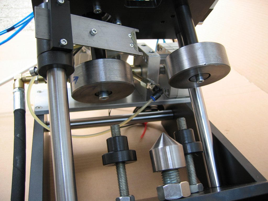 doziranje masti na obod rotorja - dozirna naprava