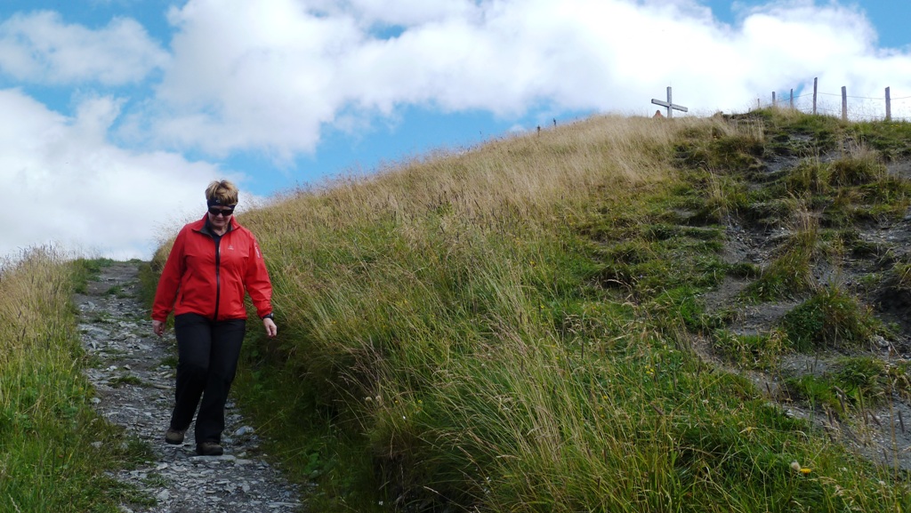 Bergab in Richtung Wetterkreuz